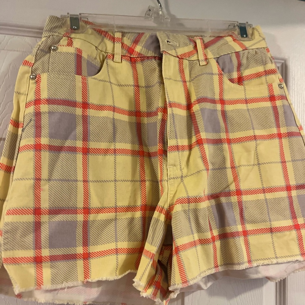 Size 27 (small) Boyfriend Shorts